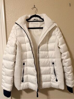 Nautica White Quilted Puffer Jacket with Contrast Trim